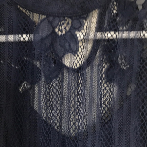 XS navy blue lacy overlay top. - Picture 2 of 5